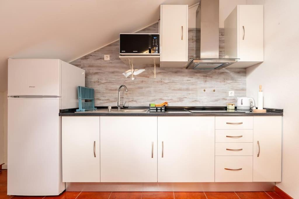 Ribeiro'S House, New Apartment With Amazing Sunsets Arco da Calheta  Extérieur photo